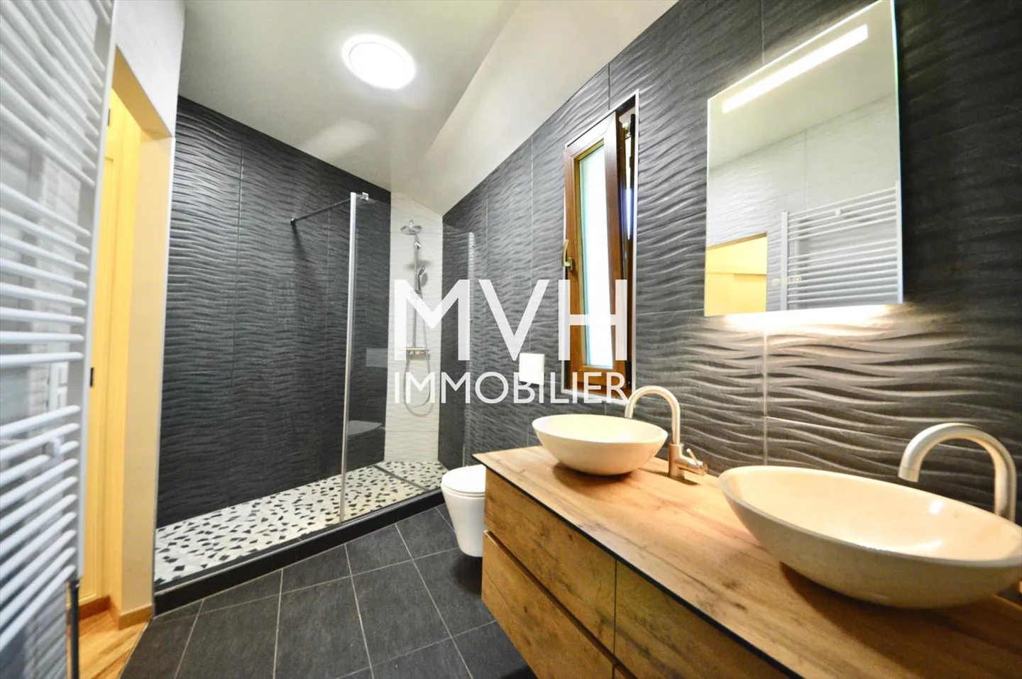 Furnished architect villa 9 rooms in front of landscape - Photo 7 of 9