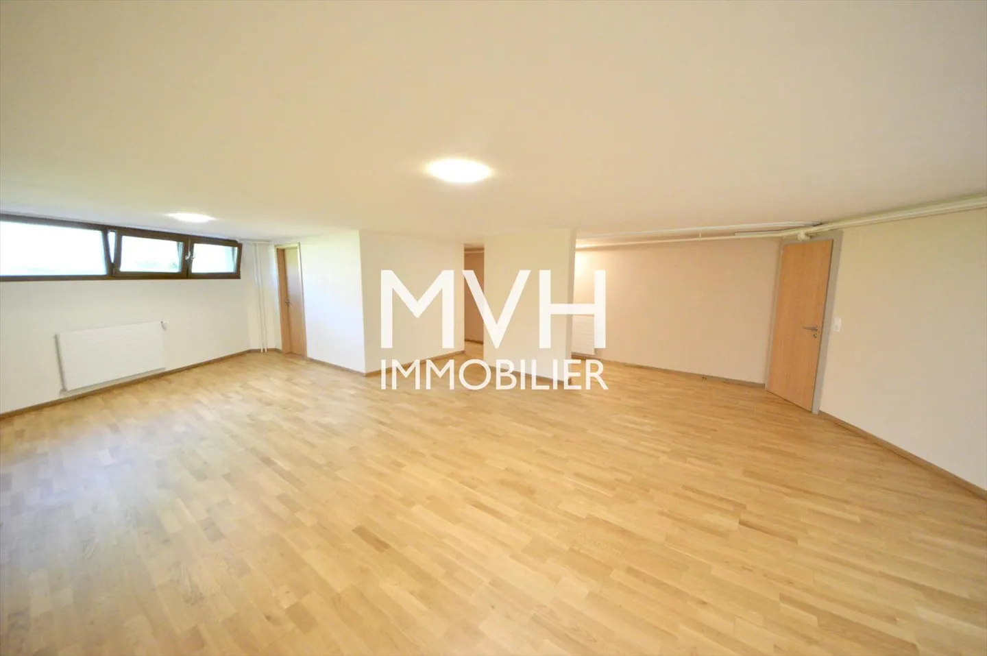 Furnished architect villa 9 rooms in front of landscape - Photo 8 of 9