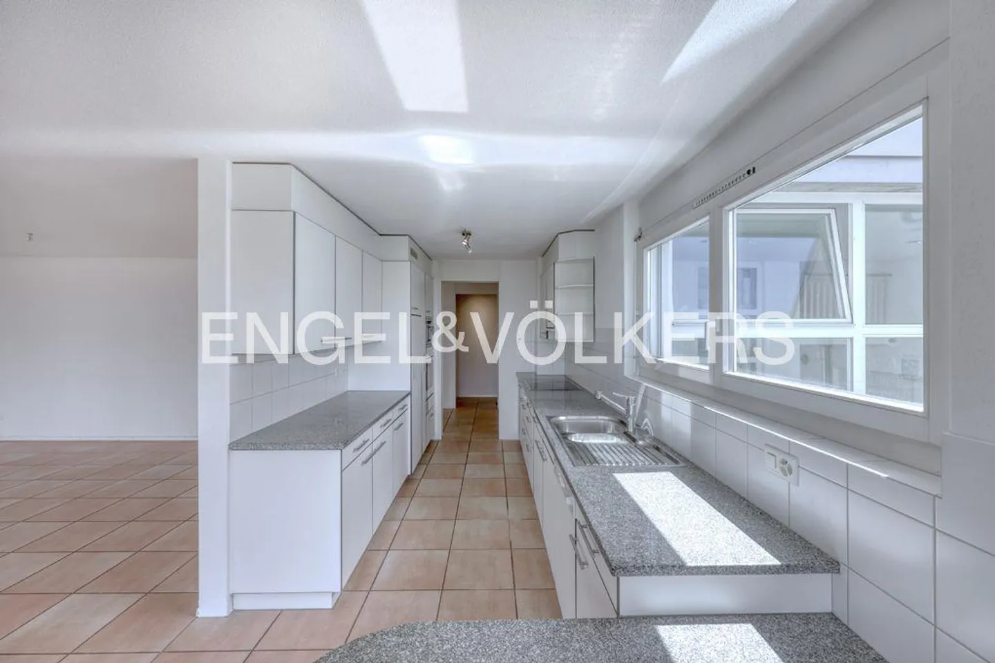 Vista. Centrale. Vicino alla natura. Appartamento con terrazza con vista su Bremgarten... - Foto 4 di 12