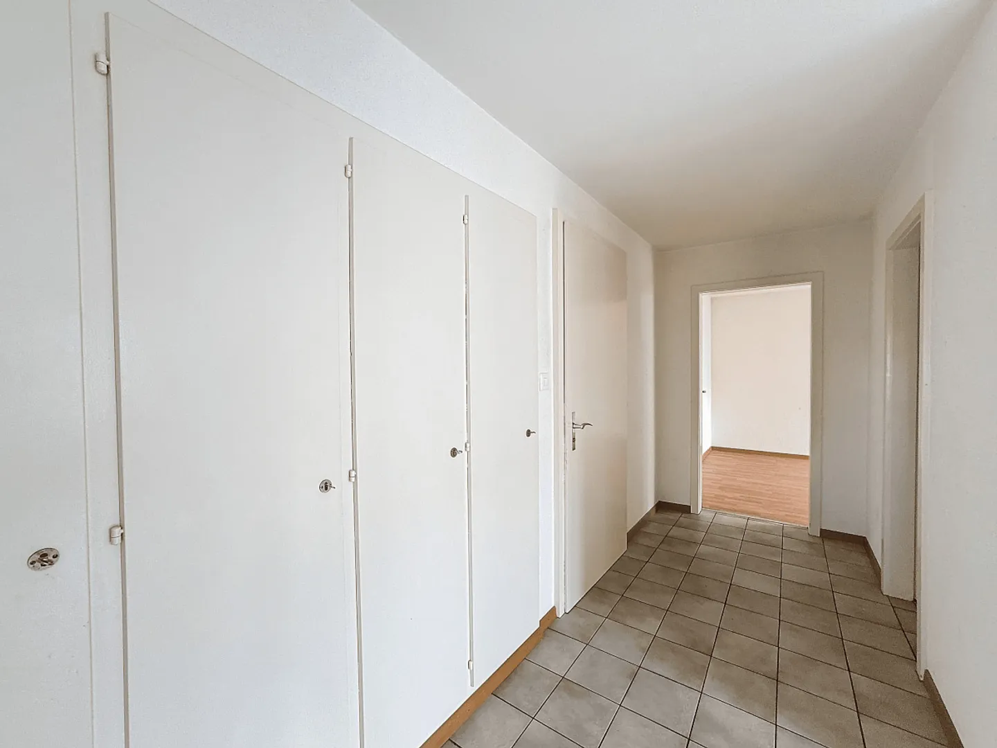 Edificio situato in una zona tranquilla - Foto 5 di 7