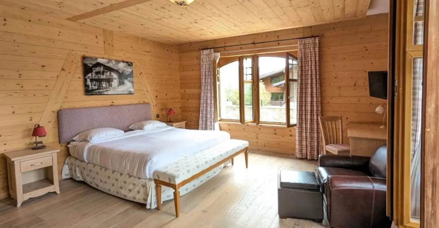 Hotel con 30 camere - Foto 2 di 11