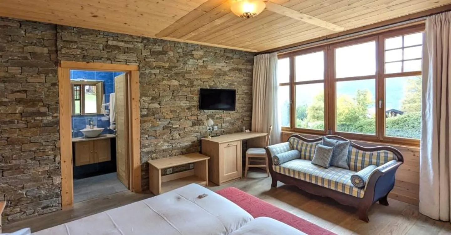 Hotel con 30 camere - Foto 4 di 11