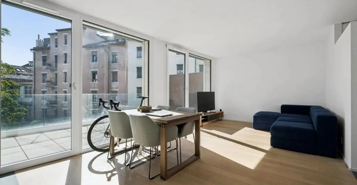 Exclusivity! Beautiful contemporary apartment with terrace in the city center - Photo 3 of 12