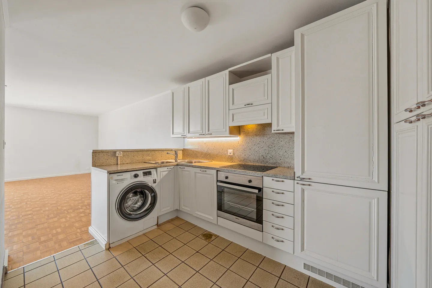 Appartement au bord du lac - Photo 7 sur 11