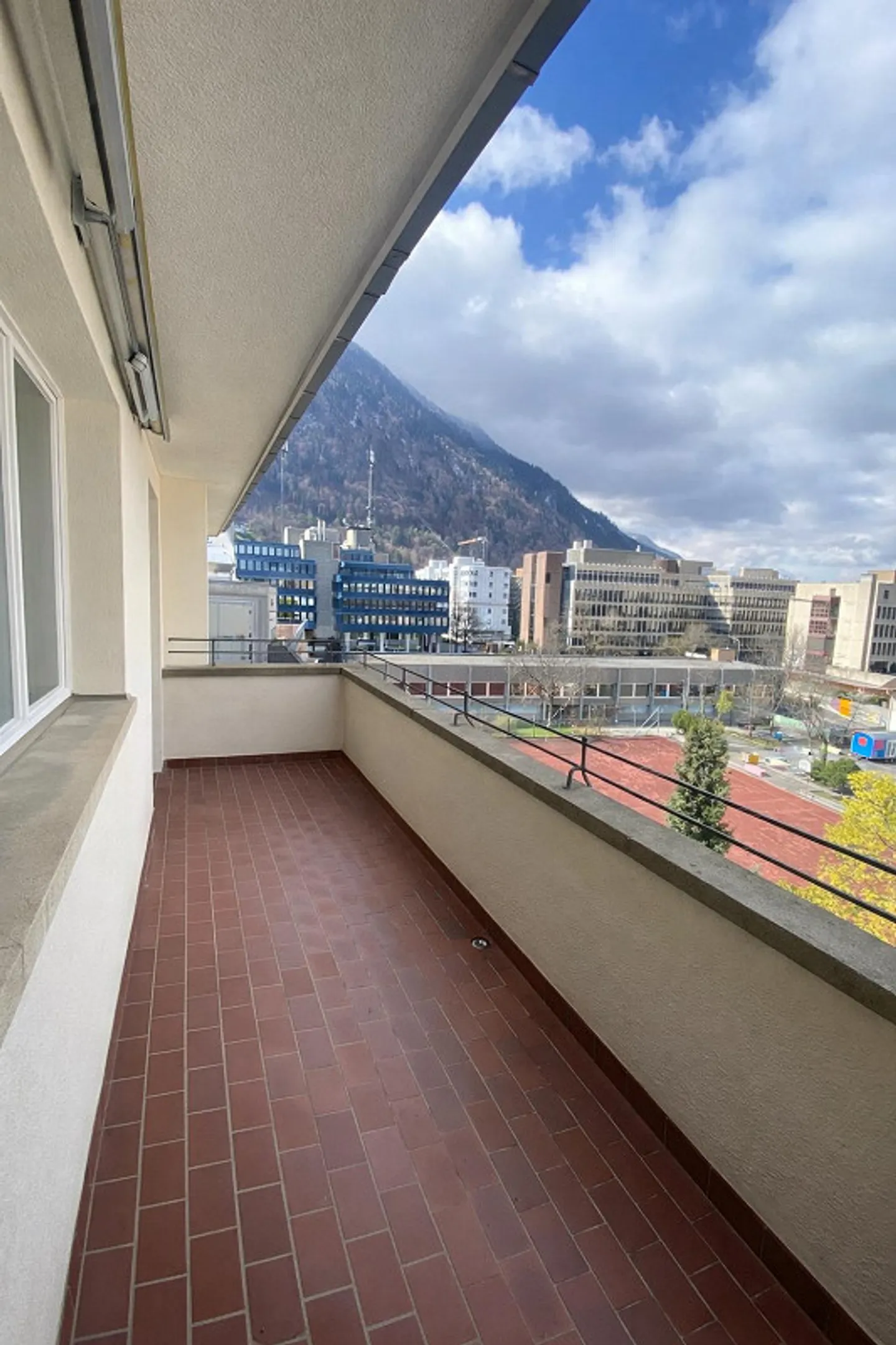 Attractive 3.5-room apartment in the center - bright & centrally located - Photo 5 of 5