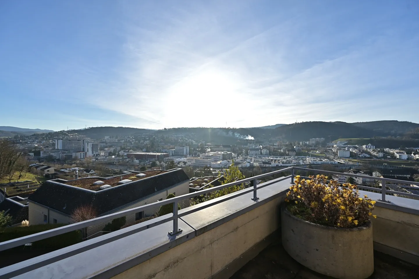 À PROPOS DES TOITS DE LIESTAL - VIVRE COMME DANS UNE MAISON INDIVIDUELLE - Photo 5 sur 16