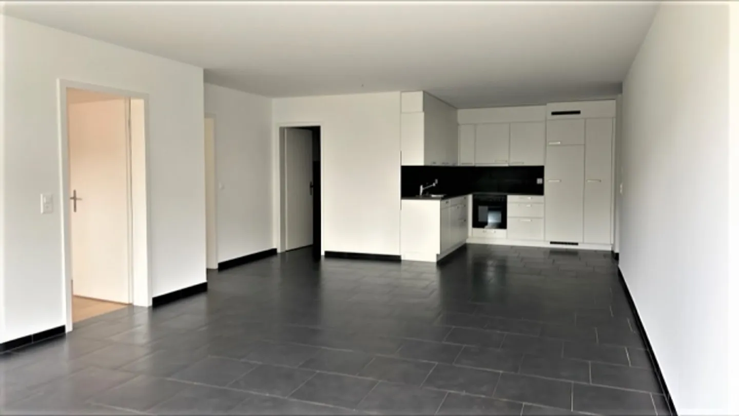 Apartment for rent - Photo 2 of 6