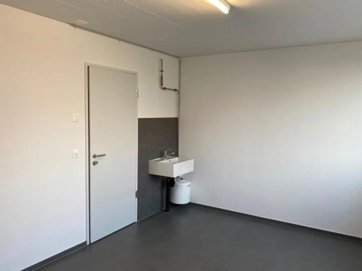 Diaspora room in a quiet and central location in Neuenkirch for rent - Photo 1 of 4