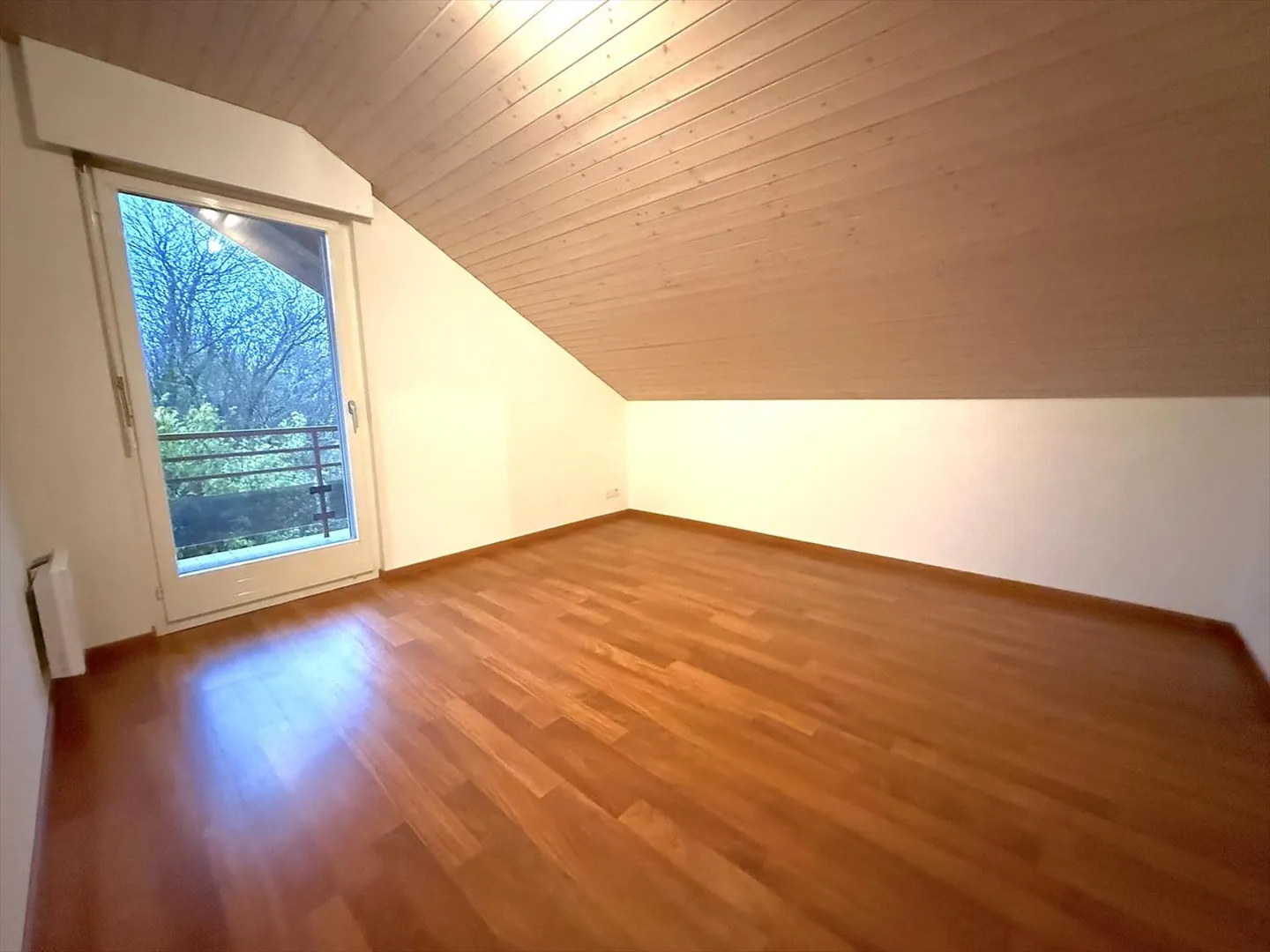 Maison contiguë 8 pièces - Photo 9 sur 13