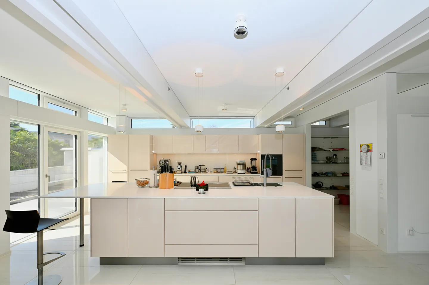 Villa contemporaine au bord du lac de Lugano - Photo 12 sur 33