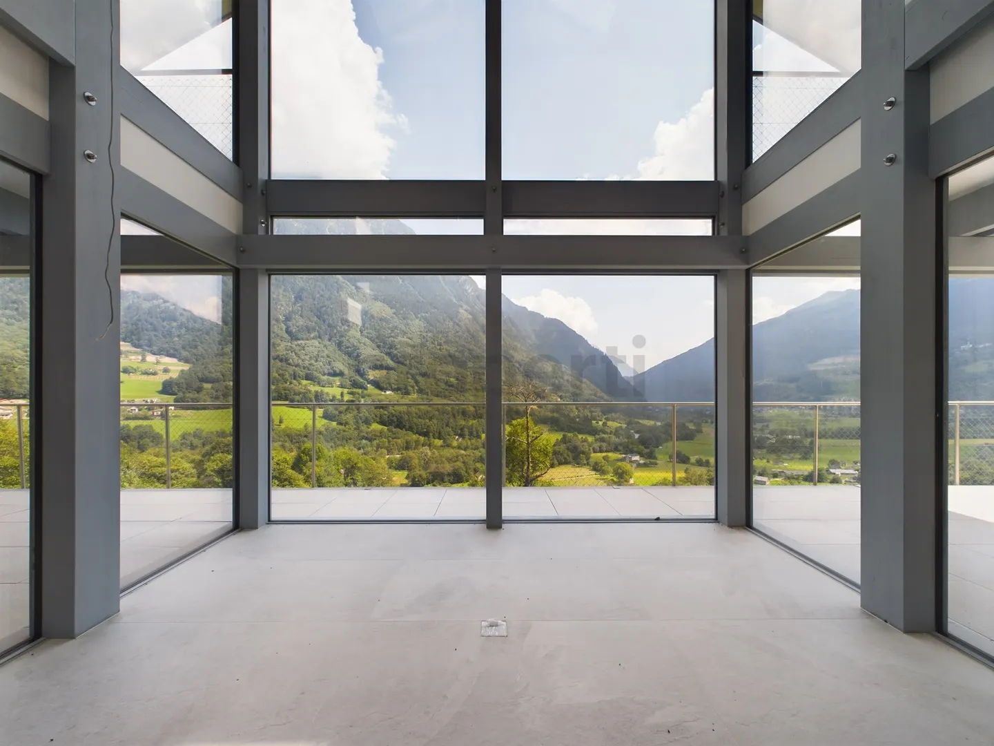 Modern villa with panoramic view in Acquarossa - Val Blenio - Photo 3 of 11