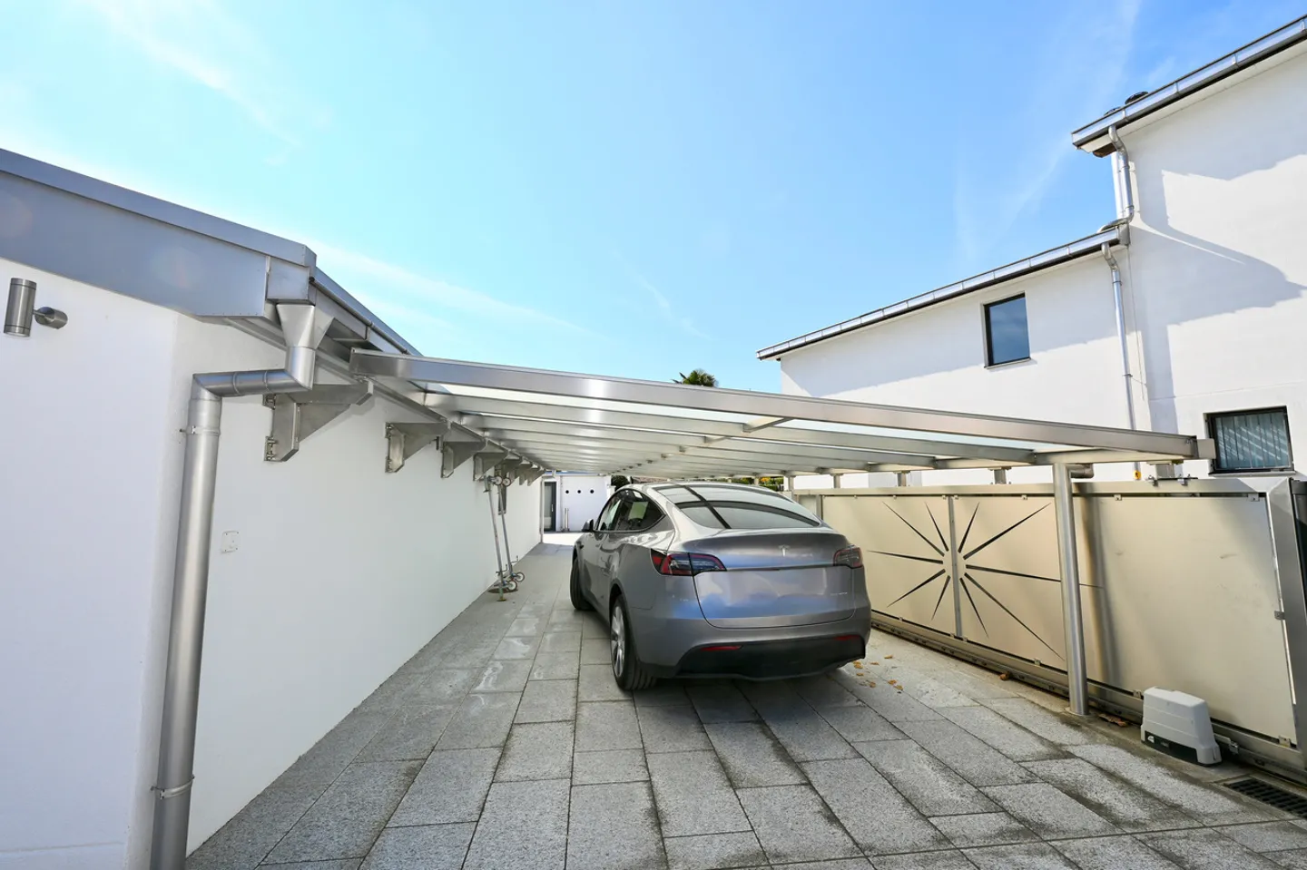 Villa contemporaine au bord du lac de Lugano - Photo 32 sur 33