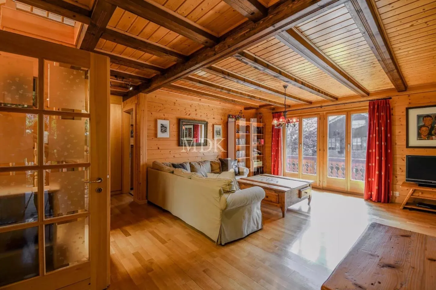 Chalet 9 rooms - Photo 3 of 13