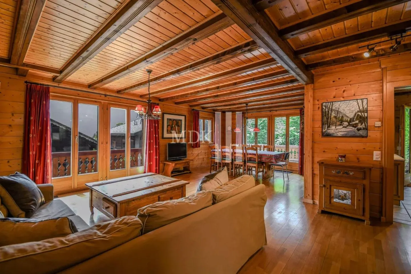 Chalet 9 rooms - Photo 4 of 13