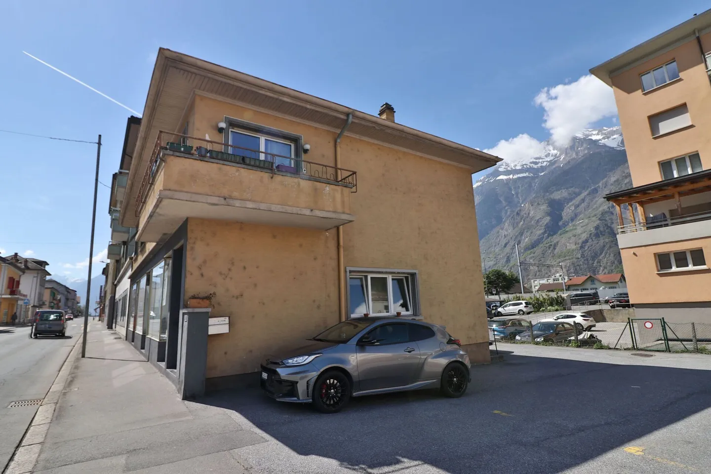 Saxon - Commercial Yield Property - Photo 3 of 13