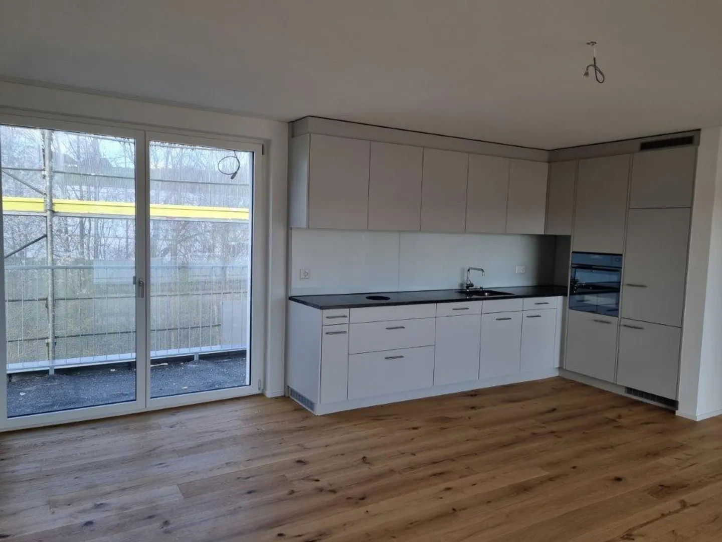 Penthouse apartment for rent - Photo 6 of 8