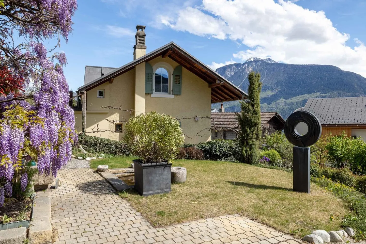 Opportunity: Villa with independent apartment - Photo 8 of 9