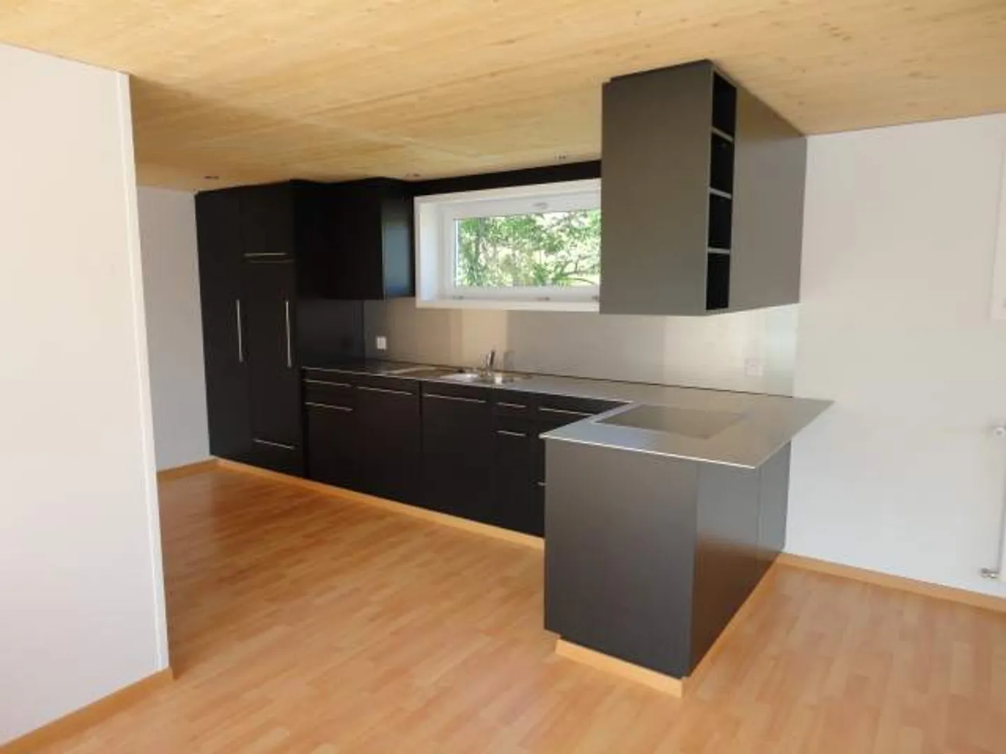 Appartement en duplex de 4 1/2 pièces - Photo 2 sur 8