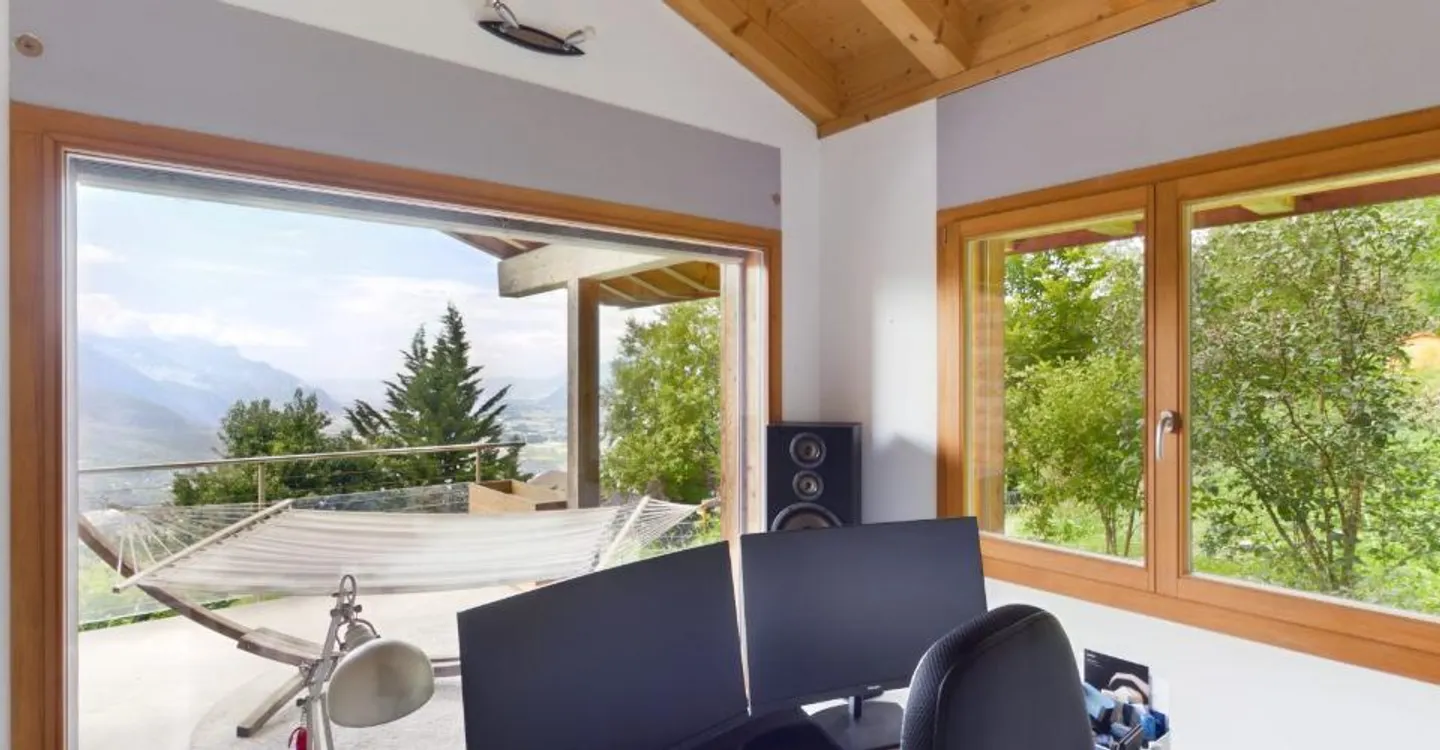 Contemporary Villa 5.5 rooms: Volume, Light and View - Photo 11 of 15