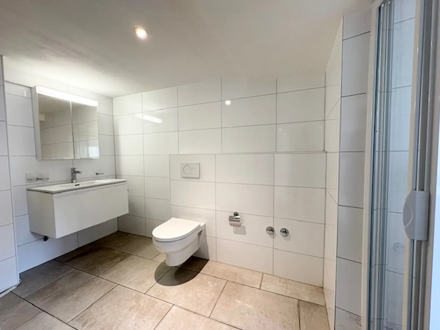 Charming Loft with Private Entrance - Photo 7 of 8