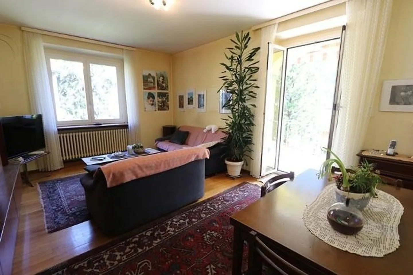 Casa bifamiliare con due appartamenti di 4 locali con grande giardino bello... - Foto 23 di 31