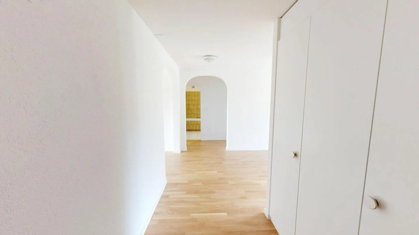 Appartement 3.5 pièces dans la verdure - Photo 3 sur 12