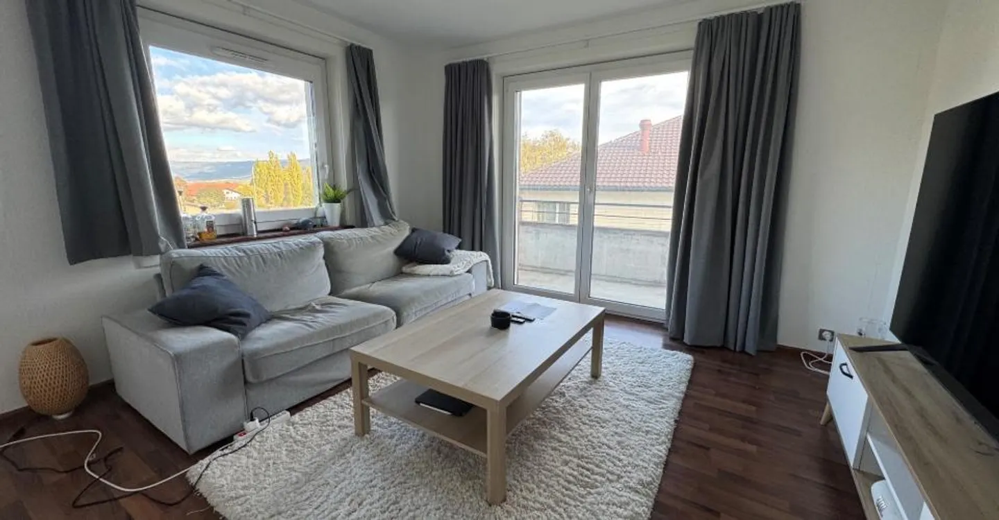 Charmantes Appartement mit Balkon - Foto 1 von 7