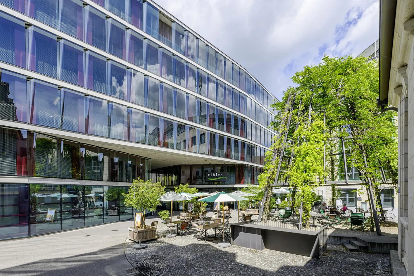 Espaces commerciaux à partir de 310 m² pour vos visions dans la maison des médias AZ - Photo 4 sur 7