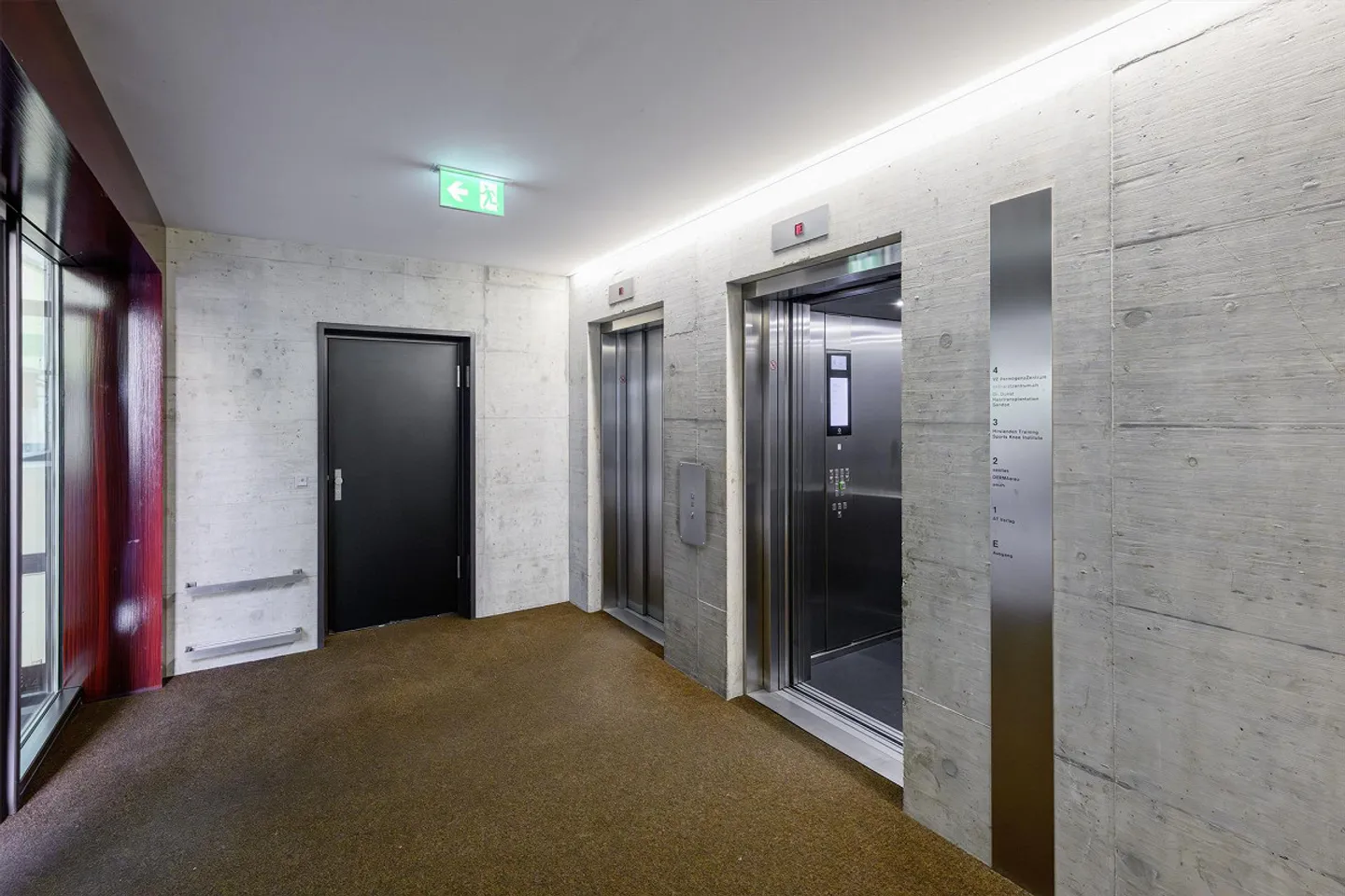 Espaces commerciaux à partir de 310 m² pour vos visions dans la maison des médias AZ - Photo 7 sur 7