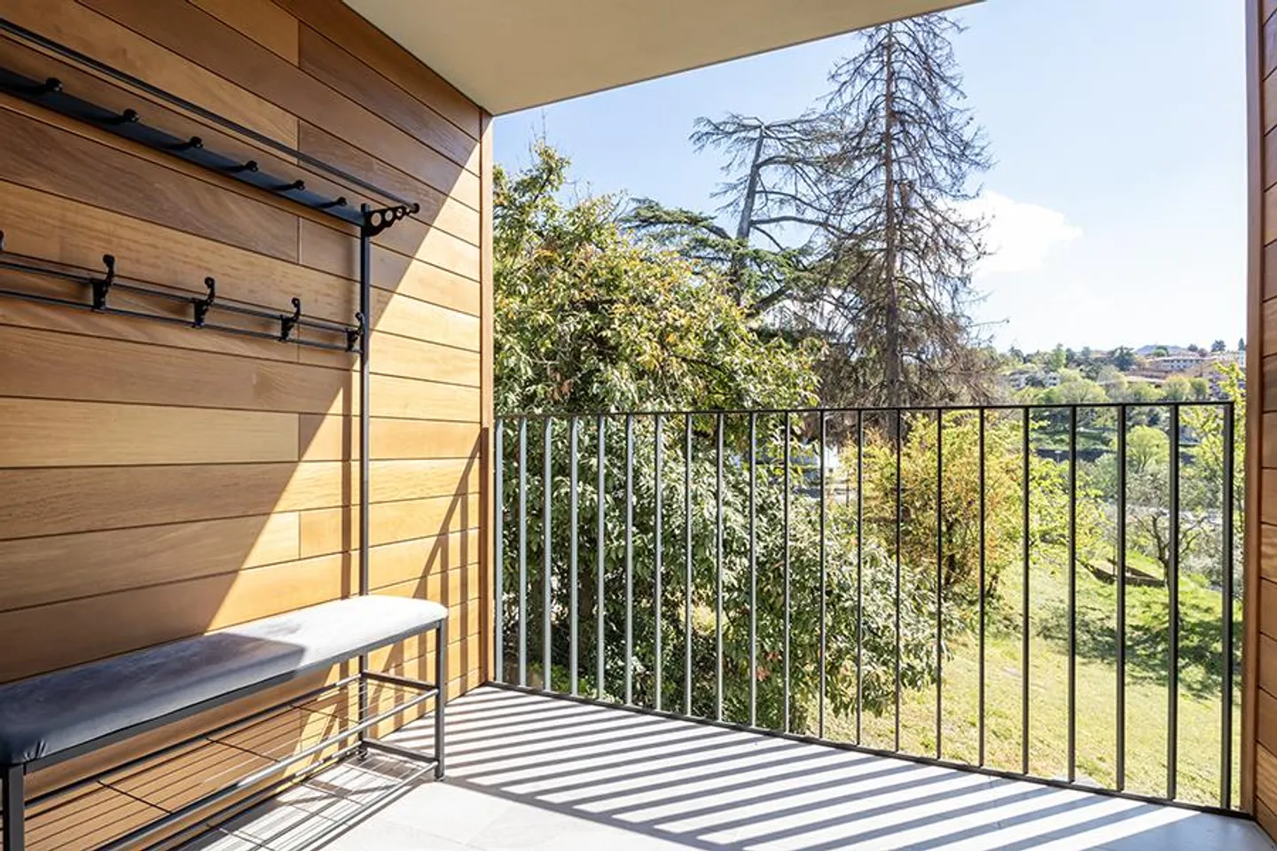 ELEGANT 3.5 ROOMS IN VACALLO - Photo 5 of 11