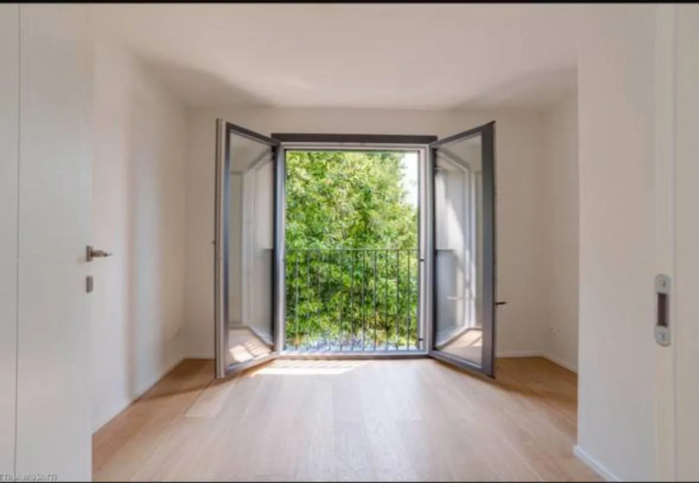 ELEGANT 3.5 ROOMS IN VACALLO - Photo 10 of 11