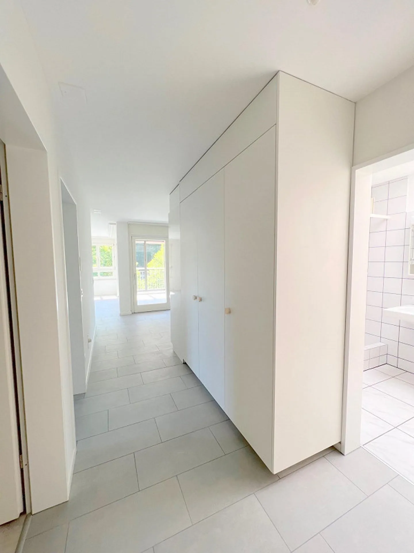 Attico con terrazza sul tetto separata e vista fantastica - Foto 8 di 13