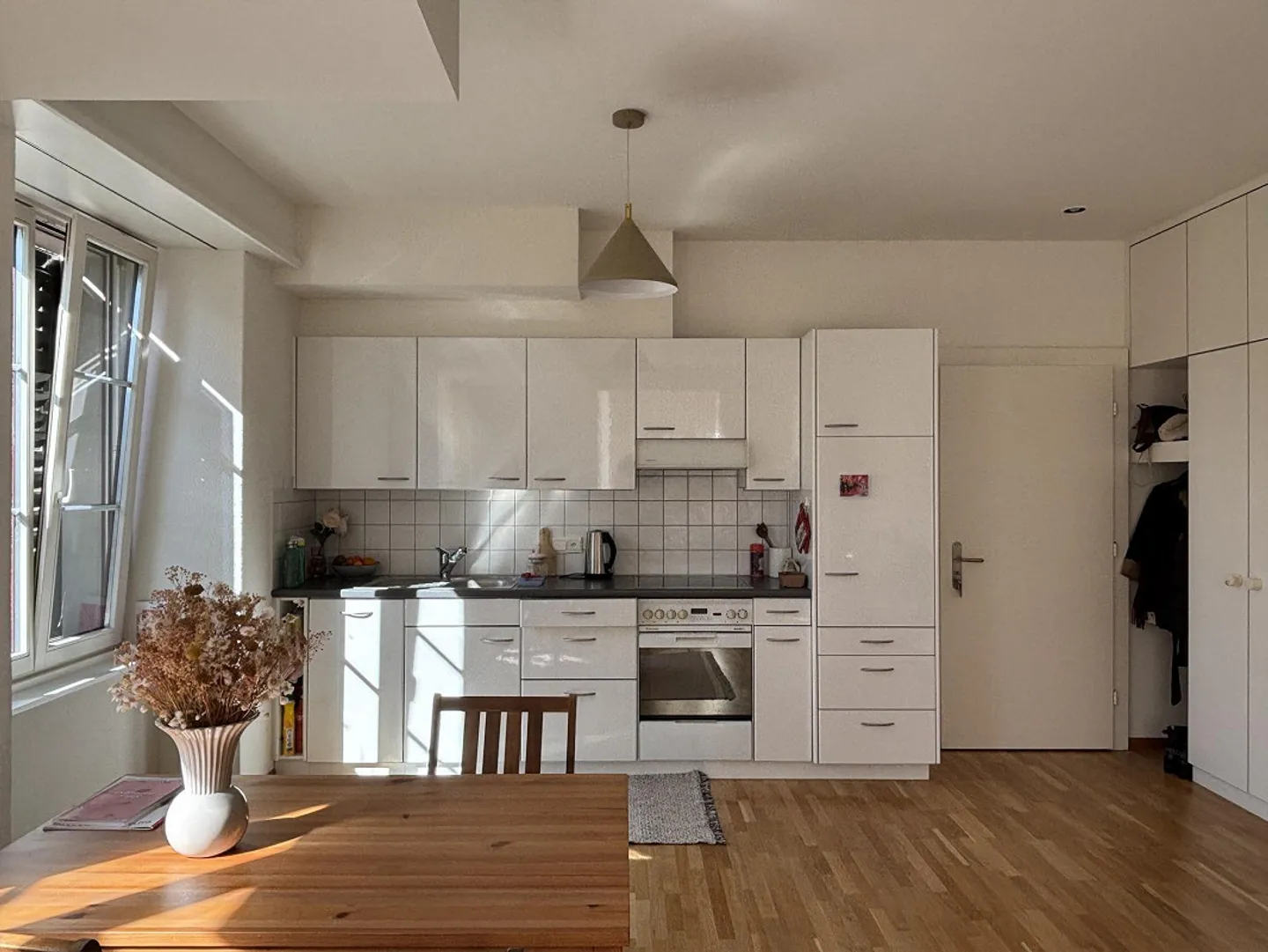 Charming 2 Room City Apartment - Photo 1 of 7