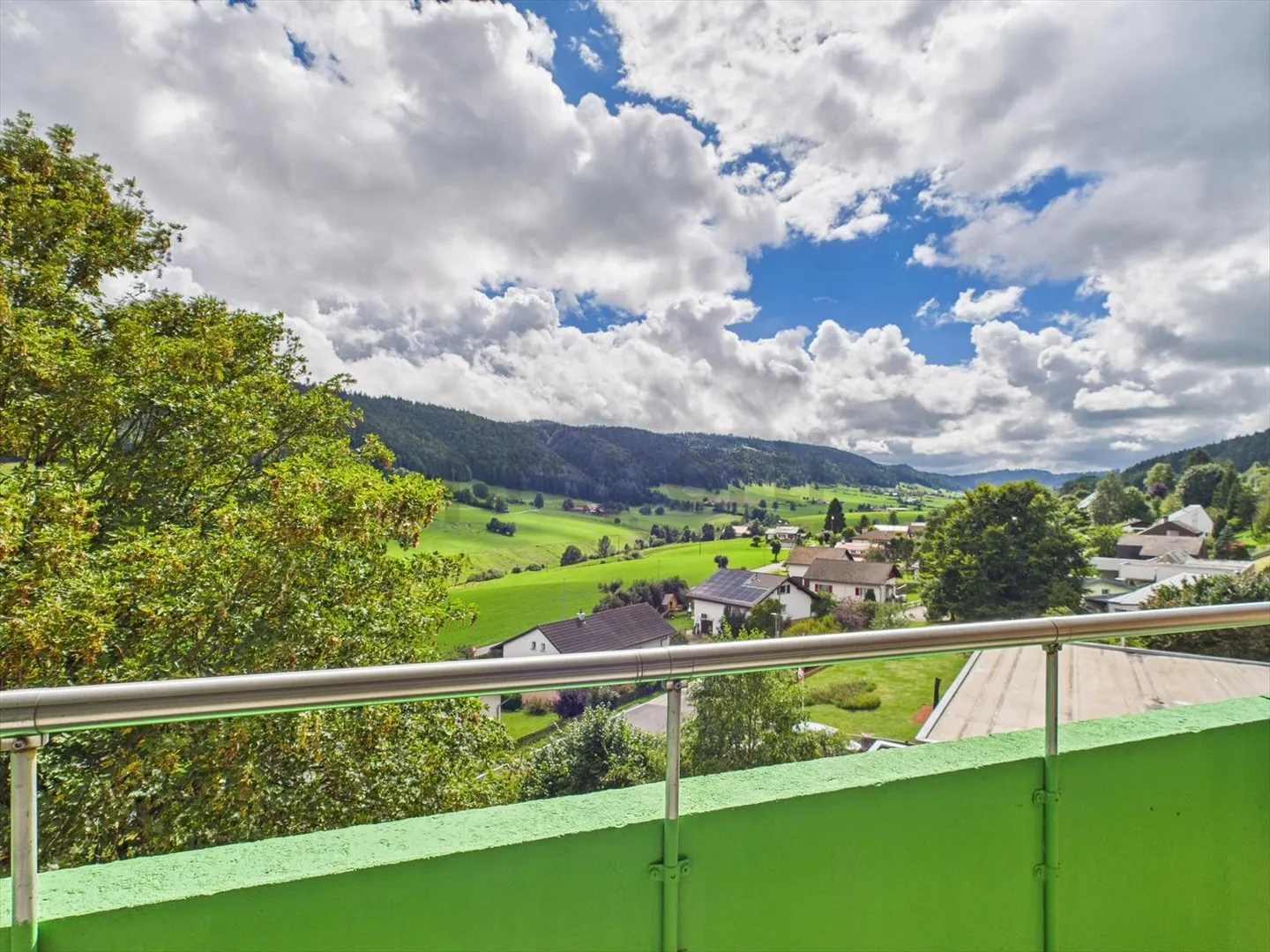 Appartement exclusif à Renan, BE - Un foyer harmonieux dans un cadre rural - Photo 6 sur 7