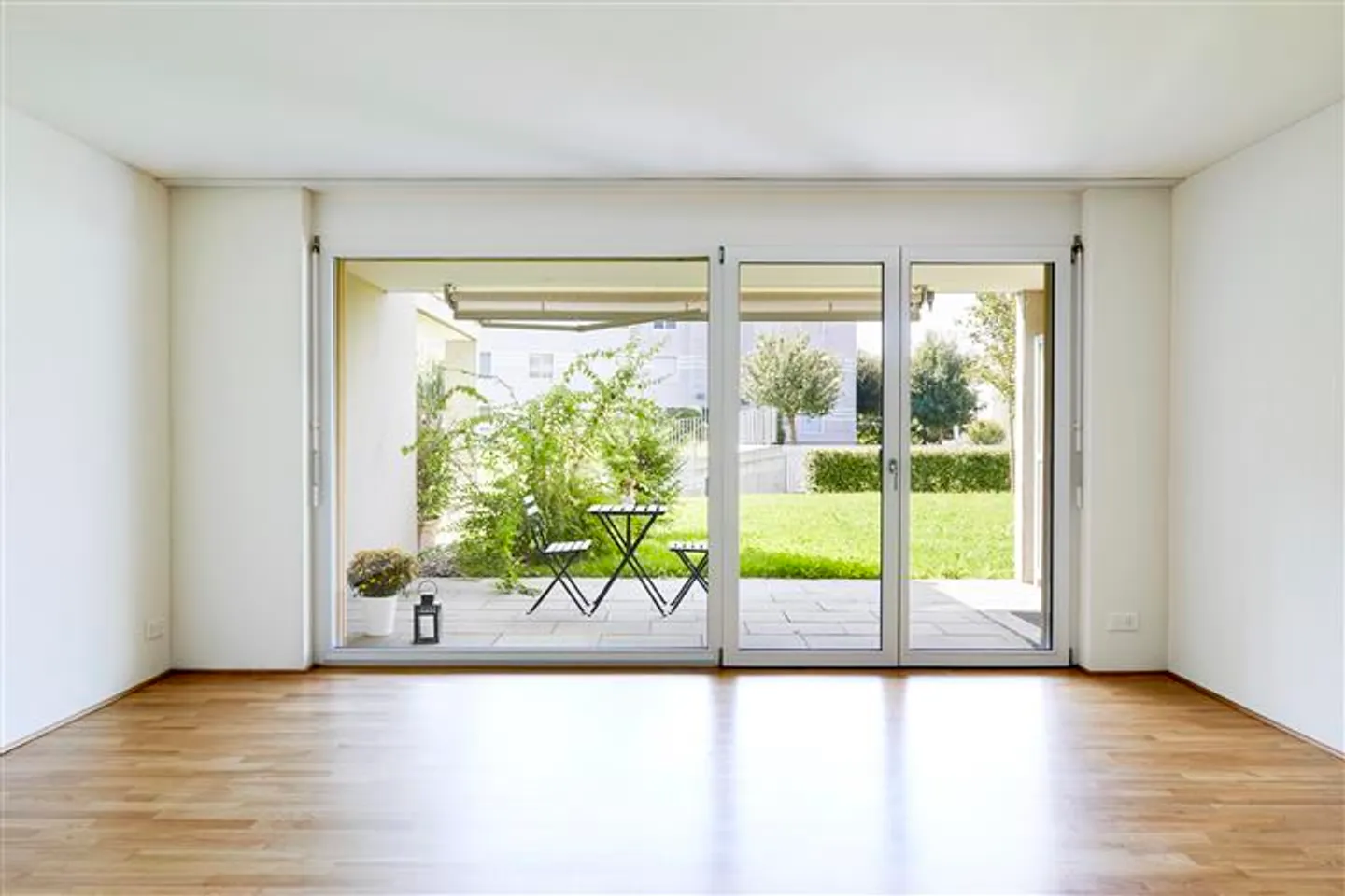Appartamento moderno con area giardino in affitto! - Foto 1 di 8