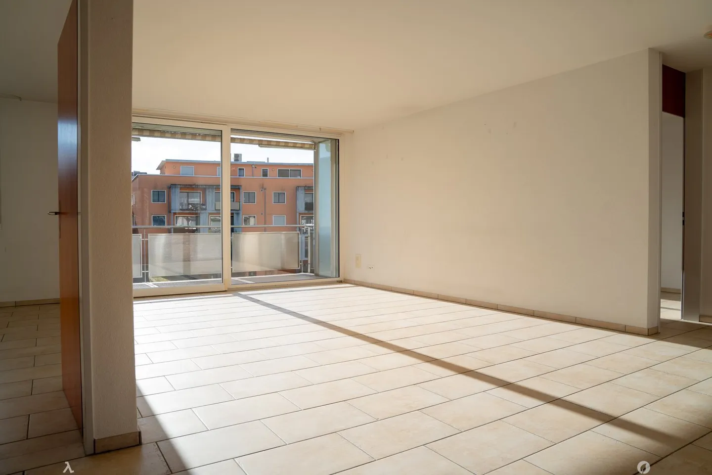 Modernes Apartment mit Jurablick - Foto 4 von 19