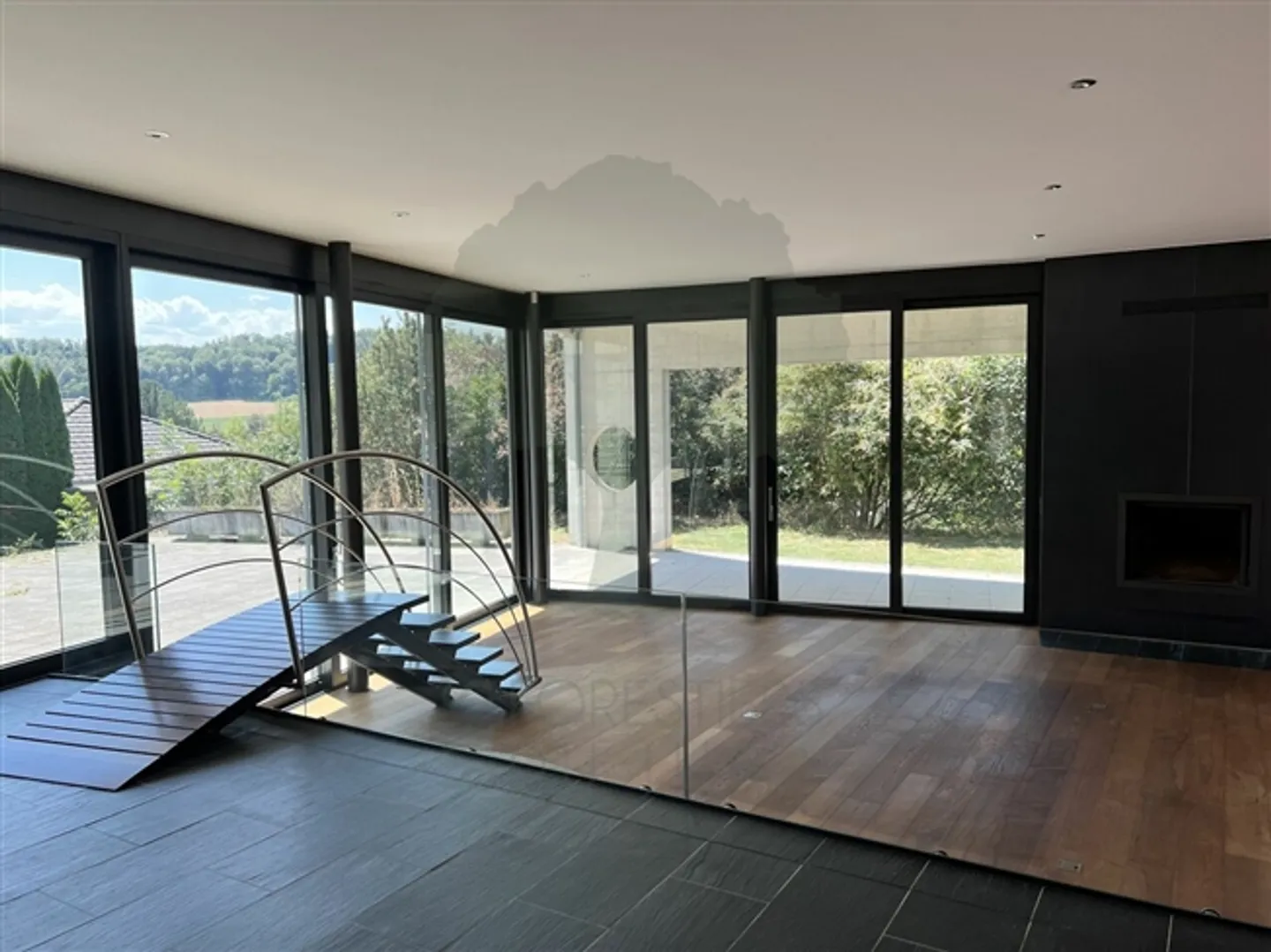 Prächtiges Architektenhaus in Coeuve - Foto 3 von 20