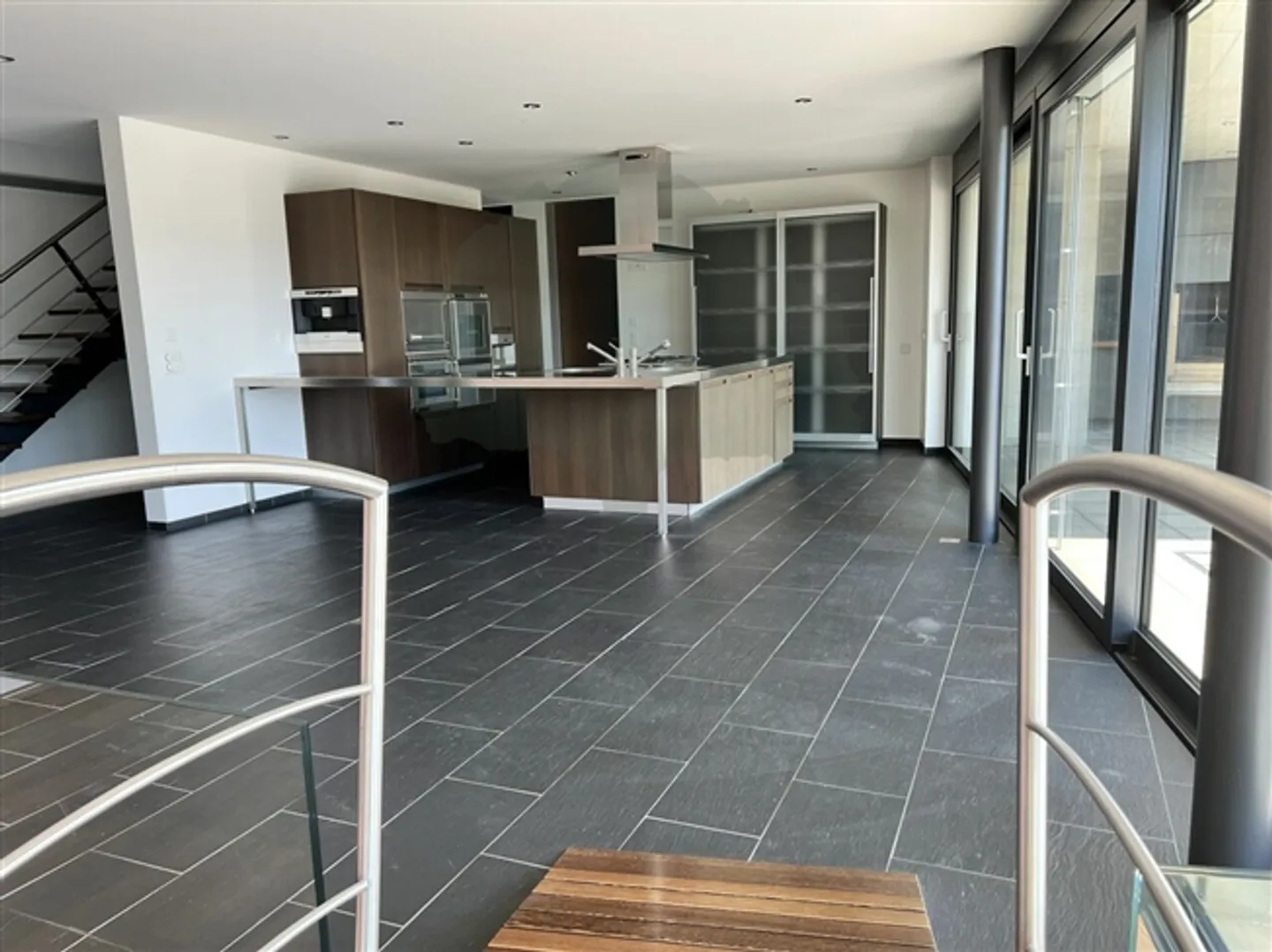 Prächtiges Architektenhaus in Coeuve - Foto 5 von 20