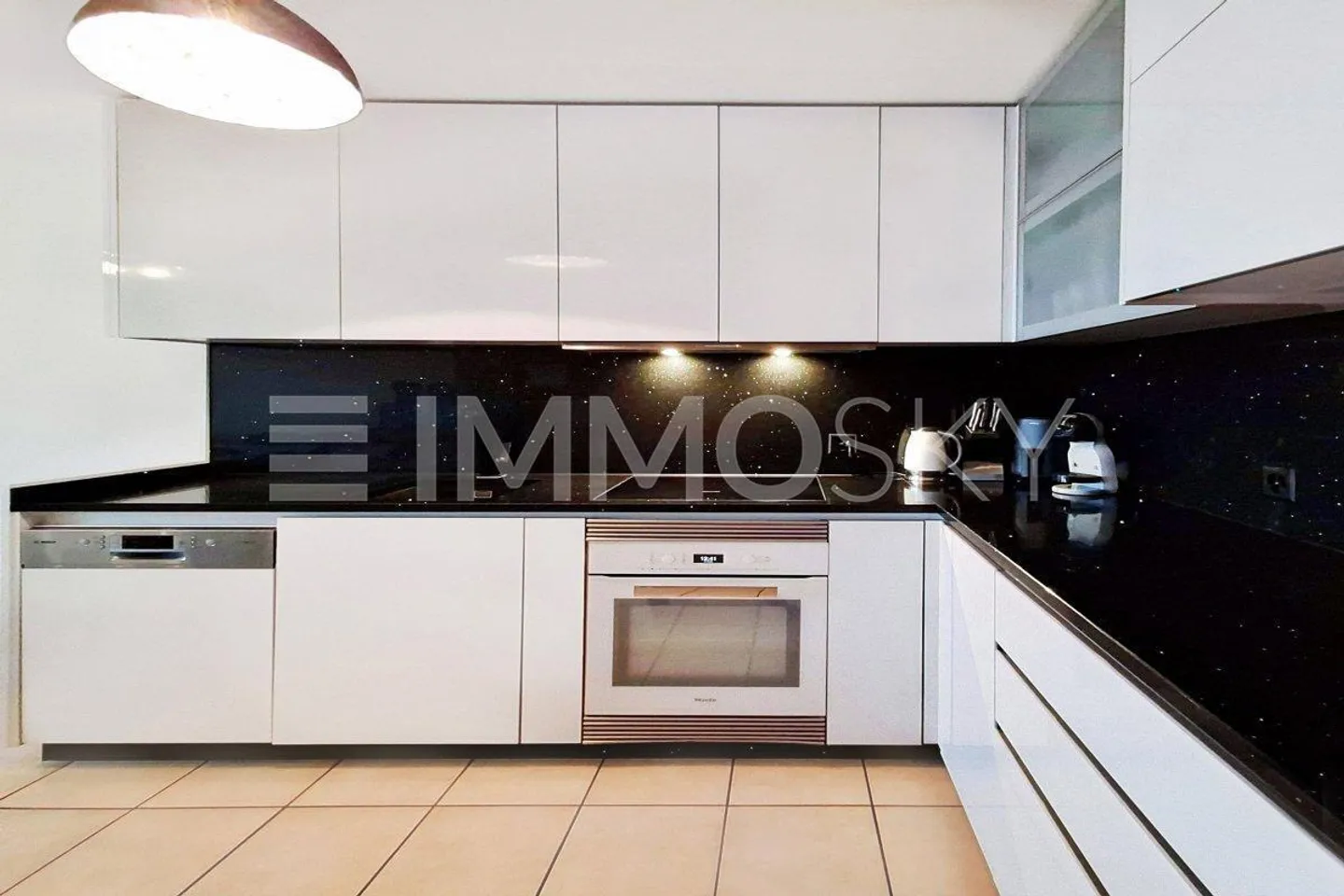 Dreieinhalb-Zimmer-Triplex in der Nähe von Orbe - Foto 2 von 5