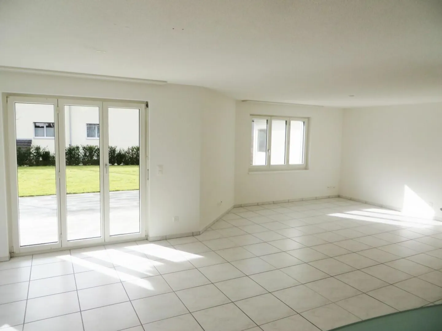 Sogno Familiare in un Quartiere Residenziale Tranquillo - Foto 2 di 15