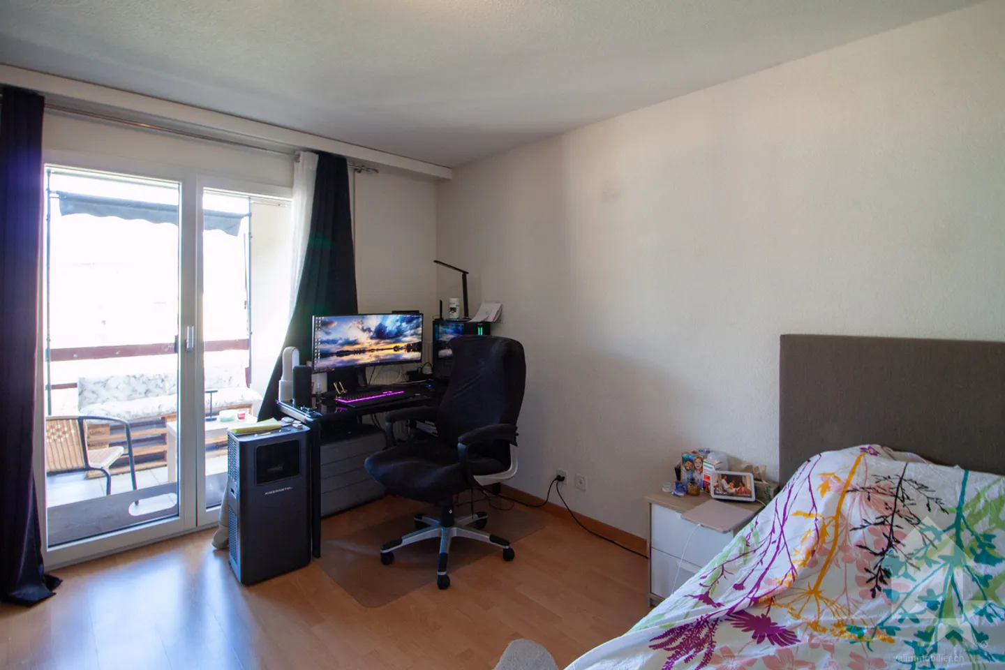 Stunning 3.5-room apartment on the top floor - Photo 13 of 18