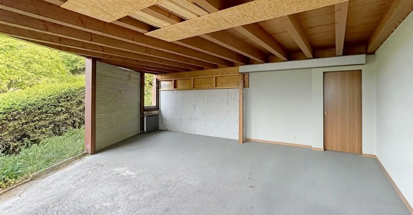 Sion, villa de 5.5 pièces de 197m2 sur les hauts de Bramois, en pleine nature, garage, couvert et places de parc - Photo 18 of 23