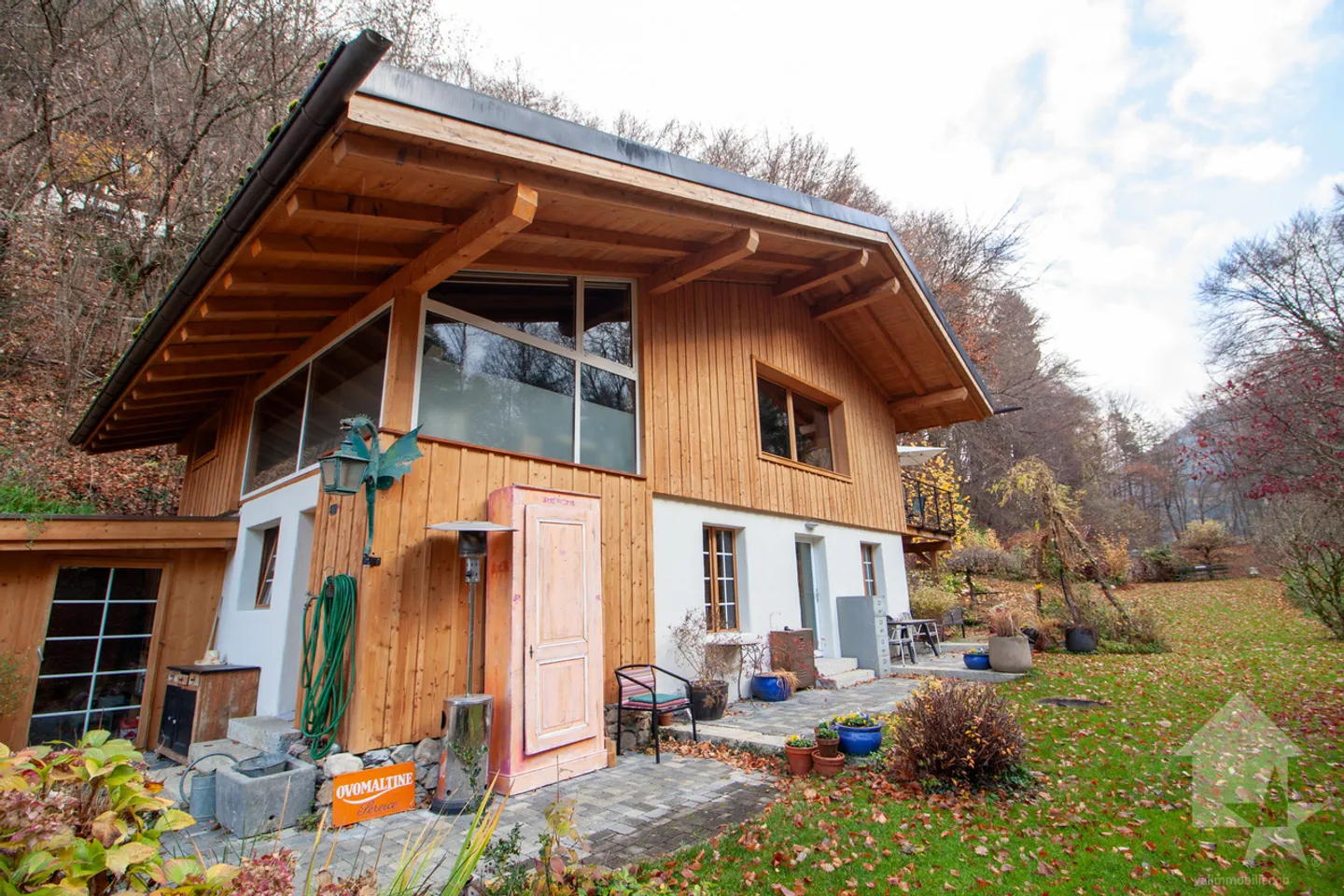 Atypical chalet of 140 m2 on a plot of 19,881 m2 - Photo 27 of 51