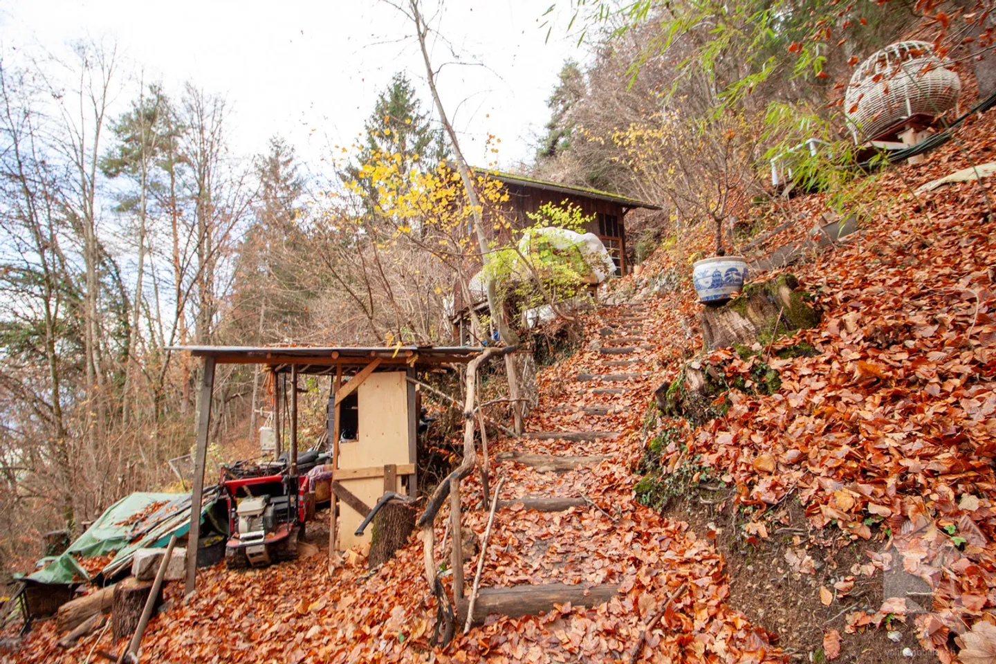 Atypical chalet of 140 m2 on a plot of 19,881 m2 - Photo 42 of 51