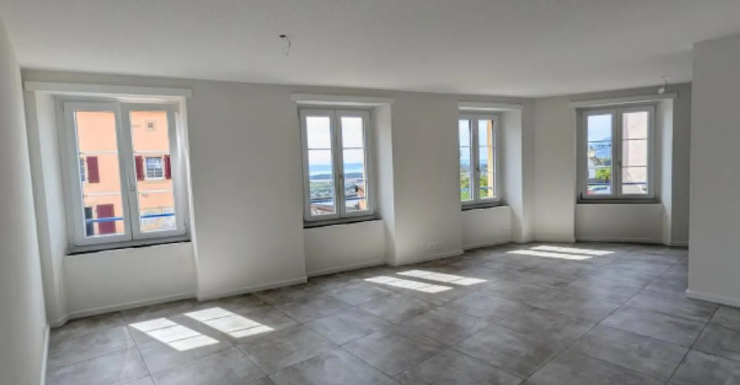 Charmante Renovierte Wohnung - Foto 2 von 10