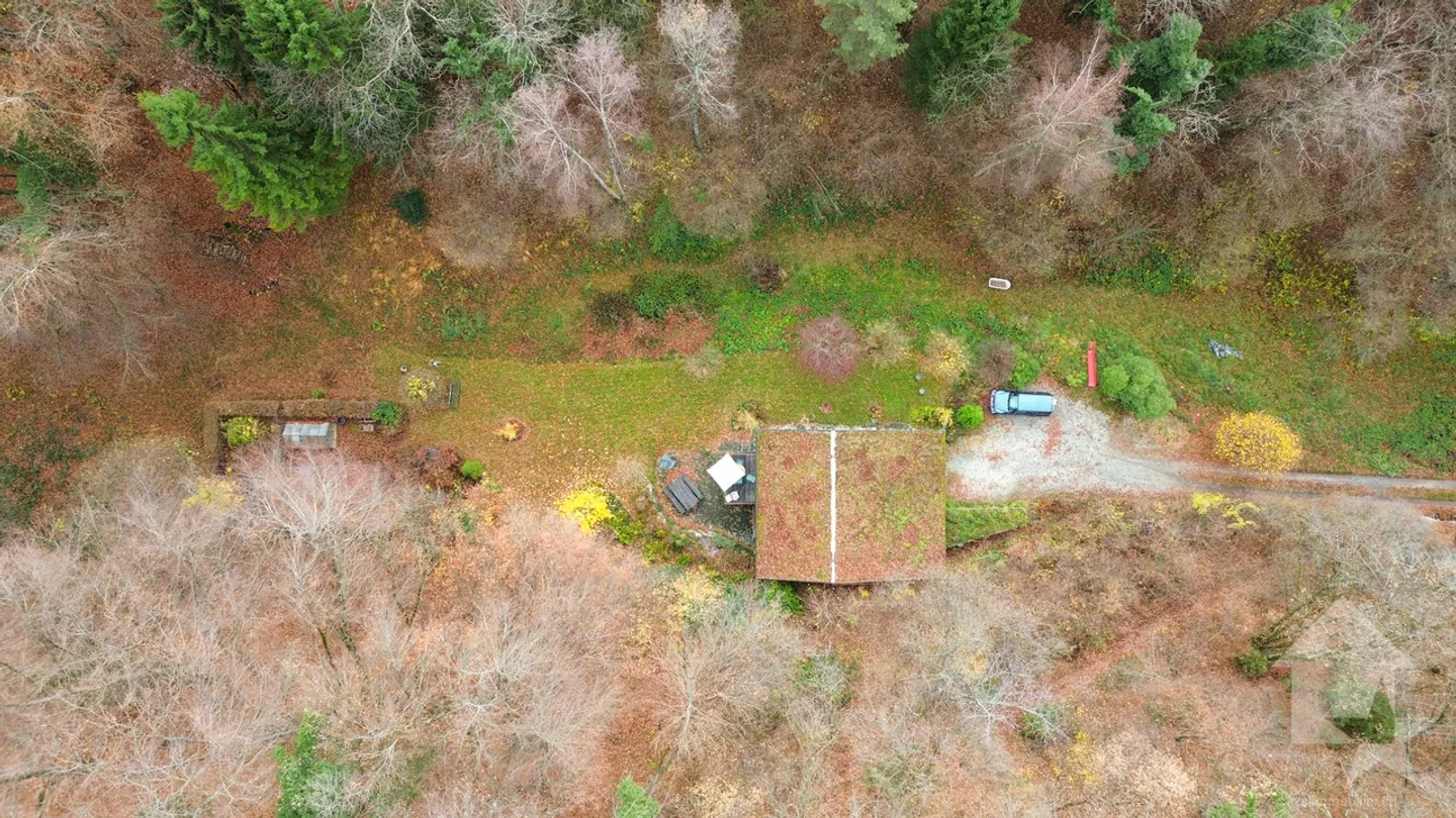 Atypical chalet of 140 m2 on a plot of 19,881 m2 - Photo 35 of 51