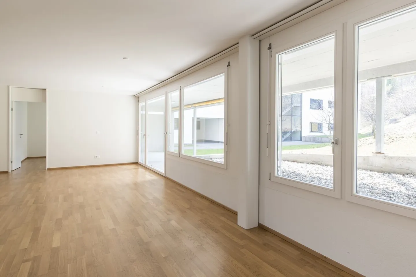 Appartement Charmant près de la Gare de Wetzikon - Photo 4 sur 12