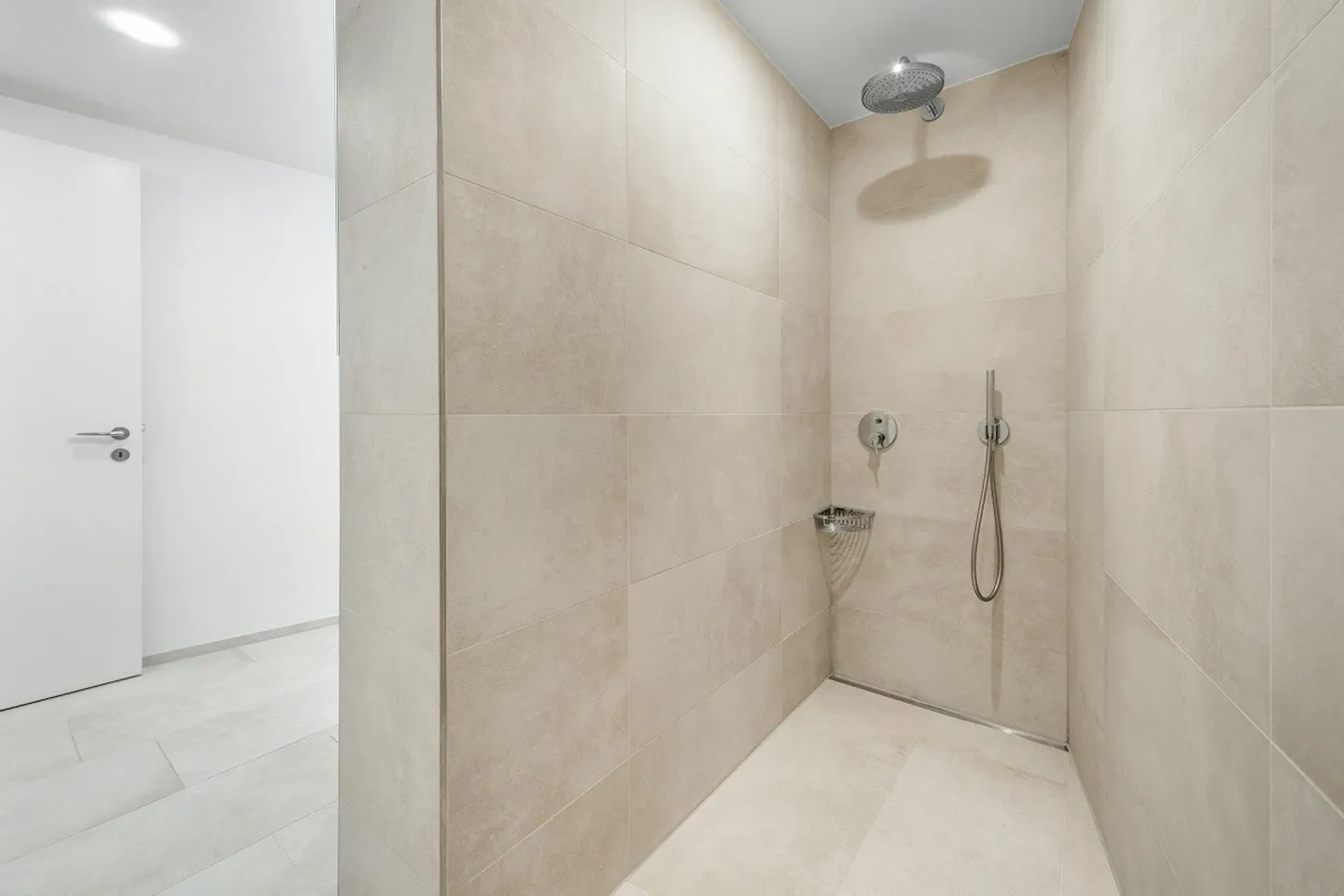 Your new residential address in District 3 - Photo 9 of 13