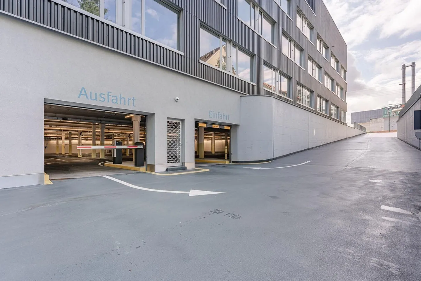 Expanded Office Spaces in Winterthur - Free Office Furniture Included! - Photo 12 of 13