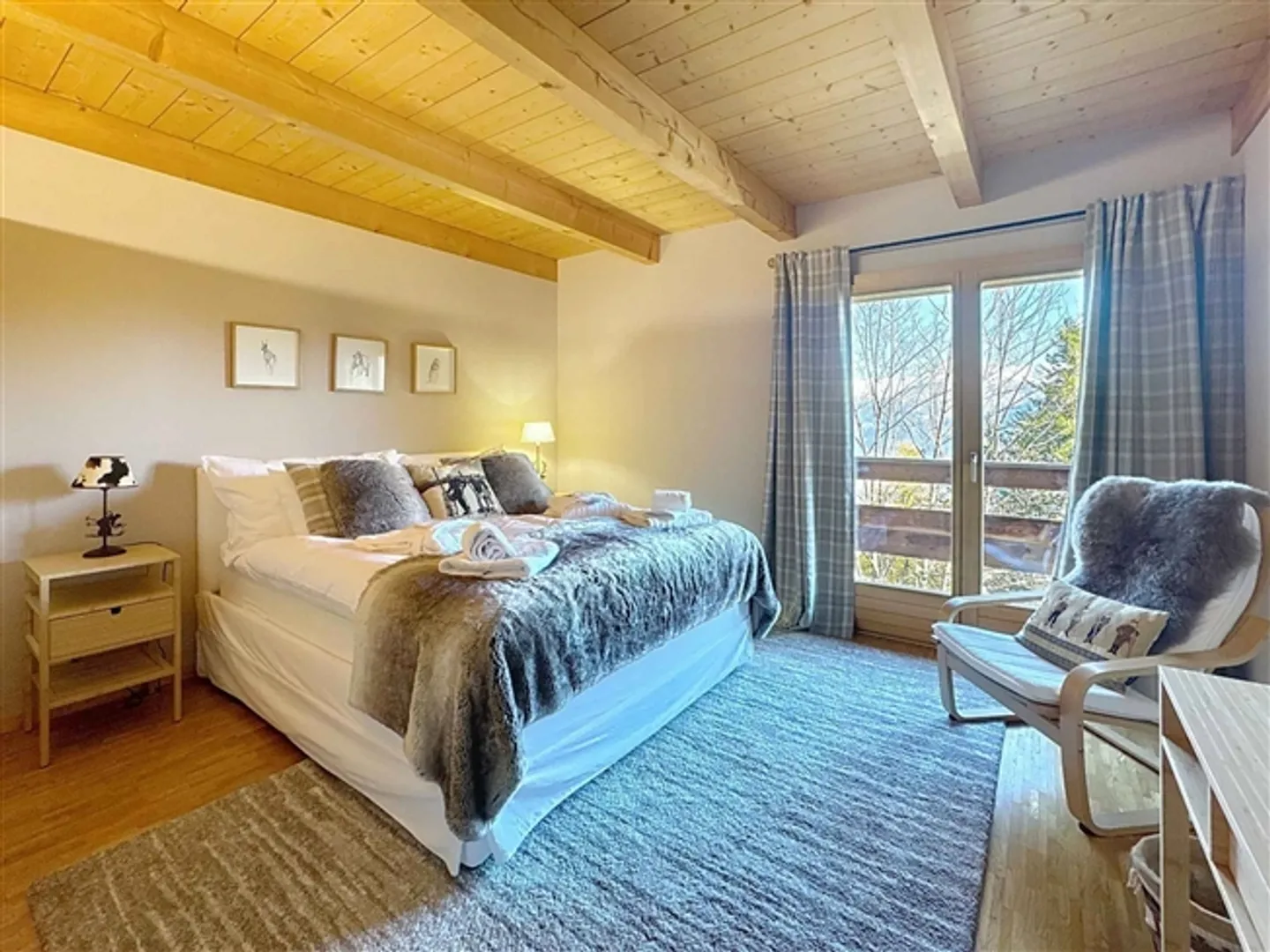 A spacious and cozy chalet in the heart of Anzère - Photo 8 of 13